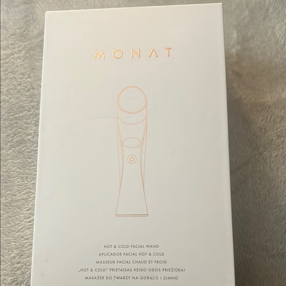 Monat Hot & Cold Facial Wand - White